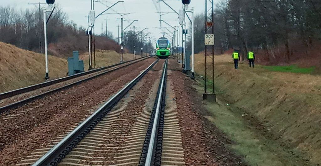 Tragedia na torach. Pod Rzeszowem zginęła młoda kobieta