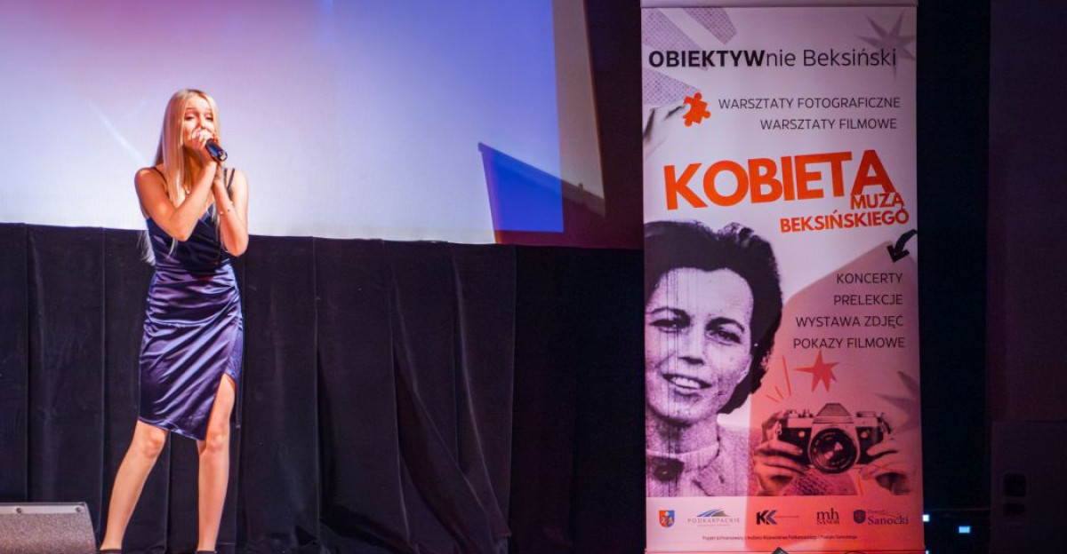 „Kobieta muzą Beksińskiego”. Wyjątkowy wieczór w Sanockim Domu Kultury [ZDJĘCIA]