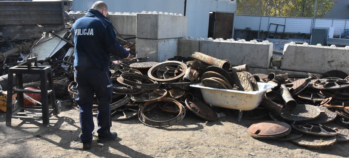 KMP RZESZÓW: Kradł pokrywy studzienek kanalizacyjnych