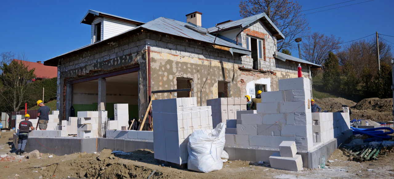 GMINA SANOK: Prace w Czerteżu idą pełną parą. Zobacz zdjęcia z budowy nowego żłobka