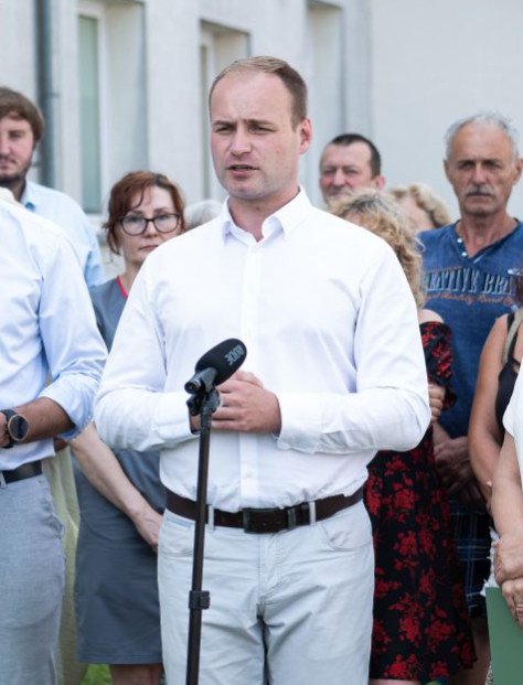 “Nie złożymy broni”. Konfederacja w obronie Szpitala Powiatowego w Lesku [VIDEO, ZDJĘCIA]