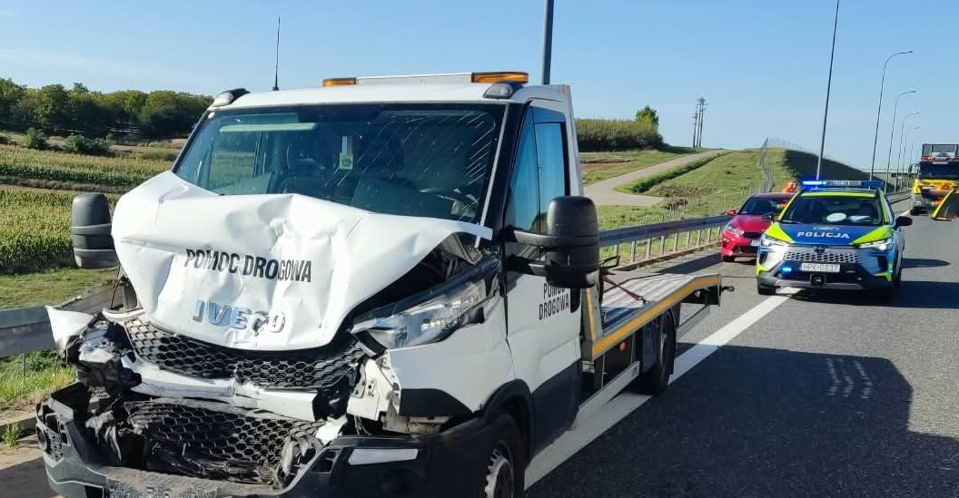 Pijany kierowca Iveco wjechał w cysternę na A4. Miał blisko 2,5 promila! [ZDJĘCIA]