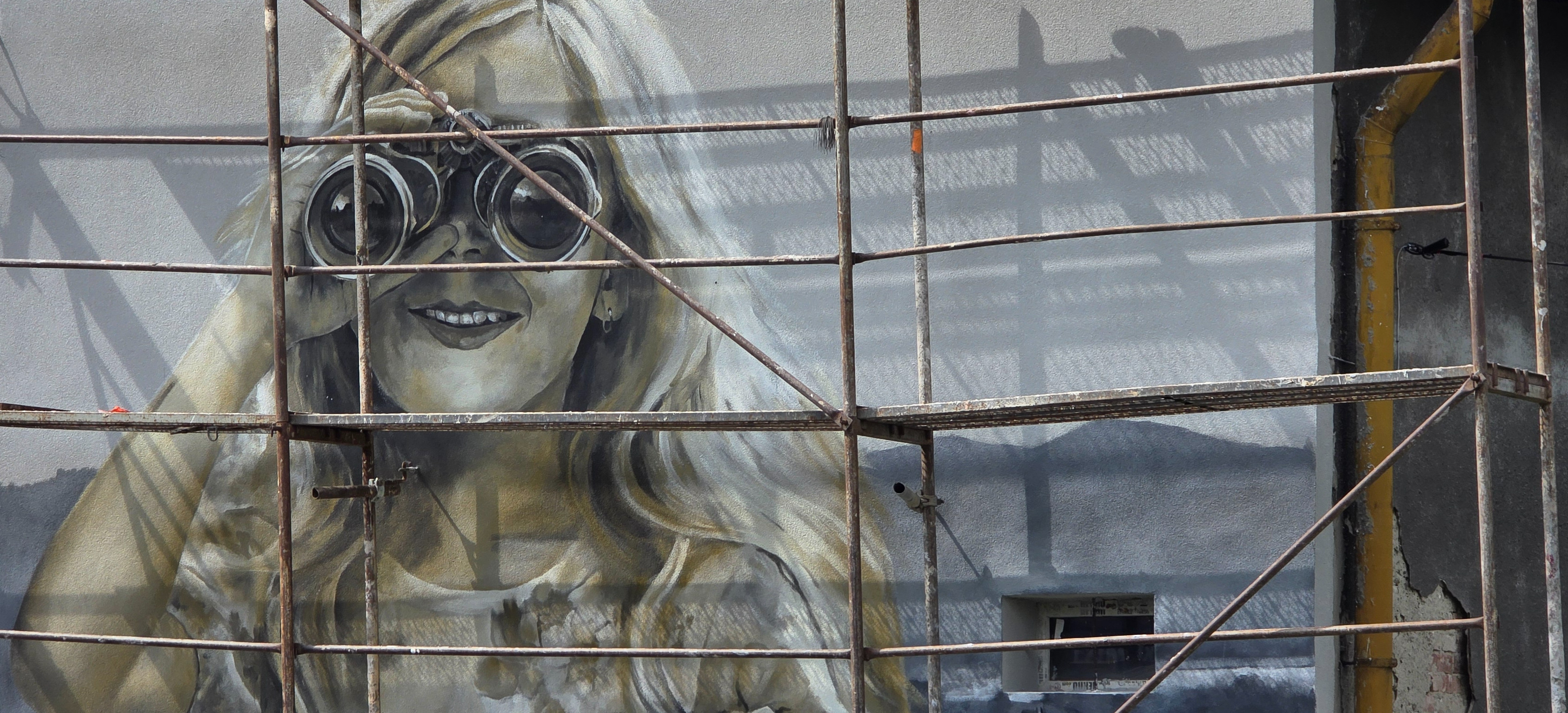 SANOK: Nowy mural Arkadiusza Andrejkowa. Prace na finiszu [ZDJĘCIA]