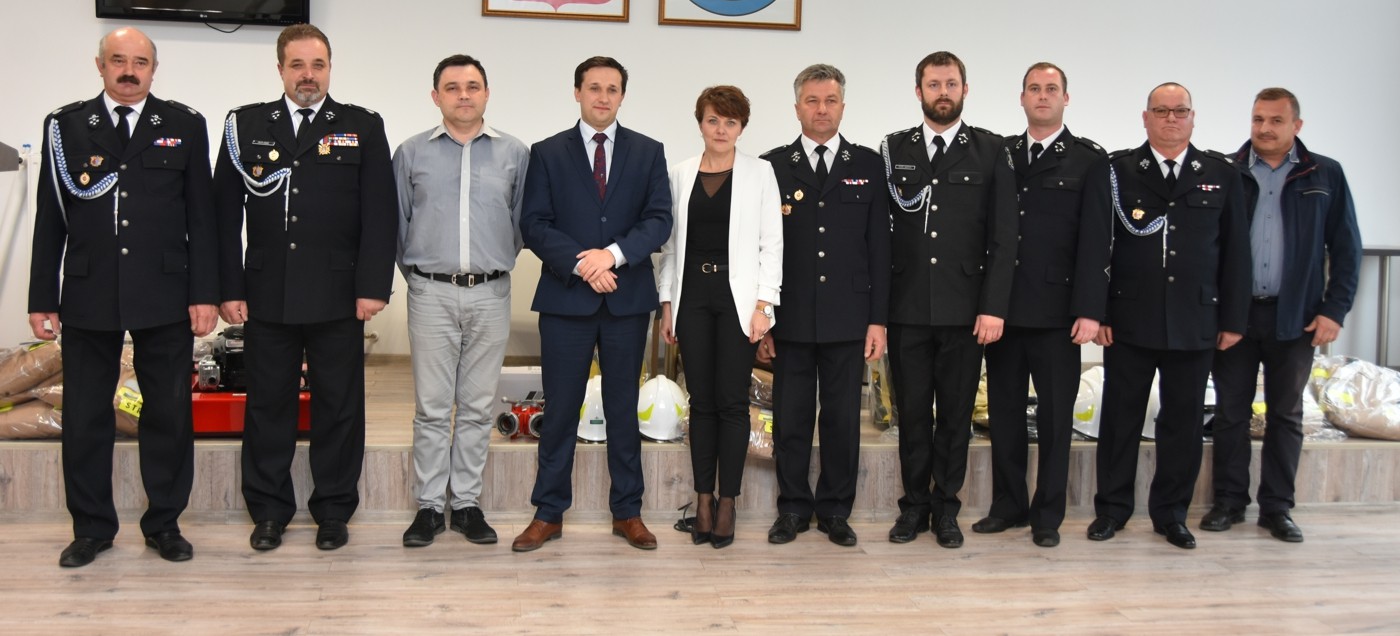 Przekazanie jednostkom OSP sprzętu i wyposażenia