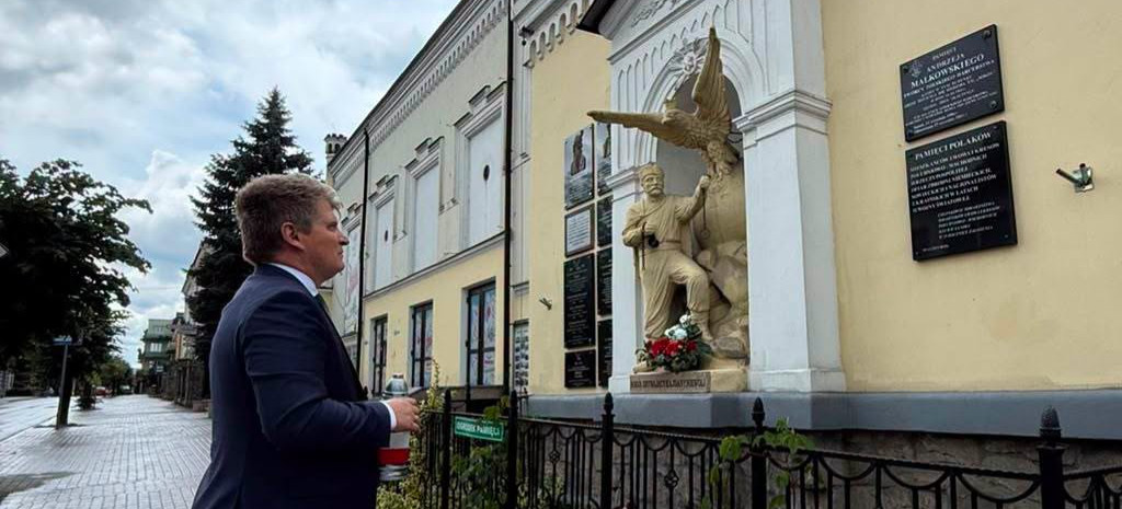 Powiat Sanocki uczcił pamięć ofiar Rzezi Wołyńskiej