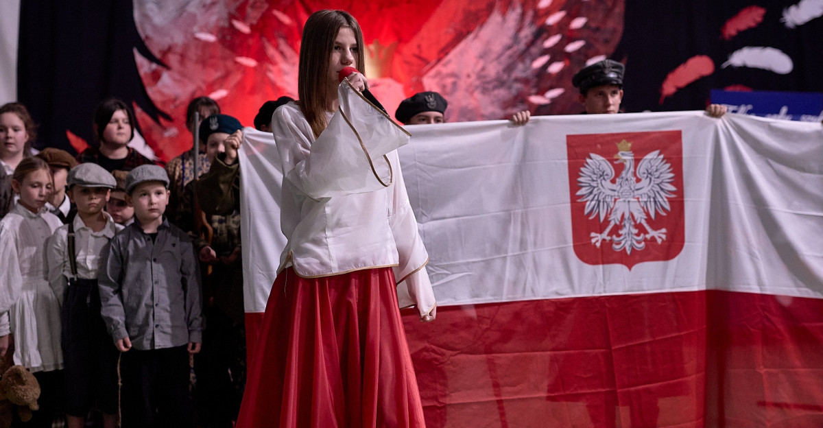 „Tylko orły szybują nad granie” – historyczne spotkanie w SP 6 w Sanoku [ZDJĘCIA]