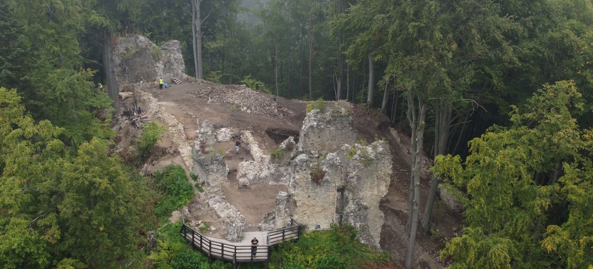 SANOK: „Zamek Sobień w świetle najnowszych badań archeologicznych”. Otwarty wykład w Muzeum Budownictwa Ludowego