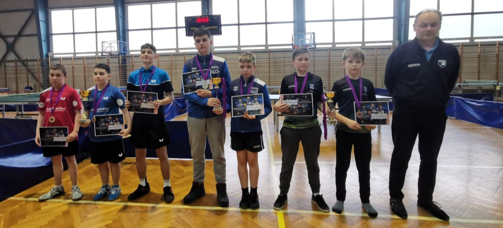 Drużynowe Mistrzostwa Podkarpacia młodzików, kadetów i juniorów w tenisie stołowym