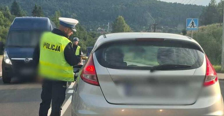 TRZEŹWY PORANEK W BIESZCZADACH. Blisko 700 kontroli na drogach!