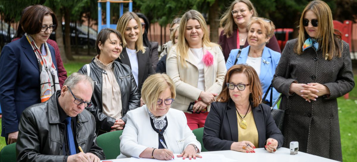 PODKARAPCIE: Miliony na powstanie 23 placów zabaw dla dzieci