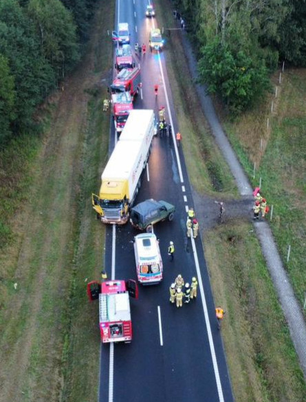 Wypadek na krajowej 9. Siedem osób w szpitalu (ZDJĘCIA)