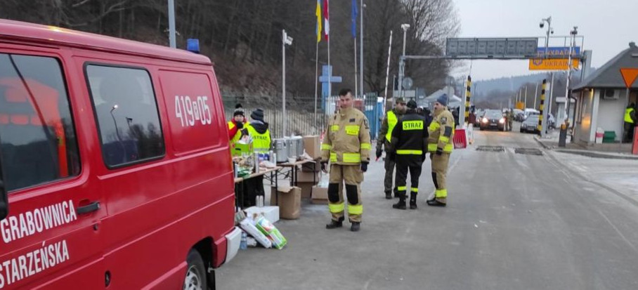 Brzozowscy strażacy pomagają uchodźcom! (ZDJĘCIA)