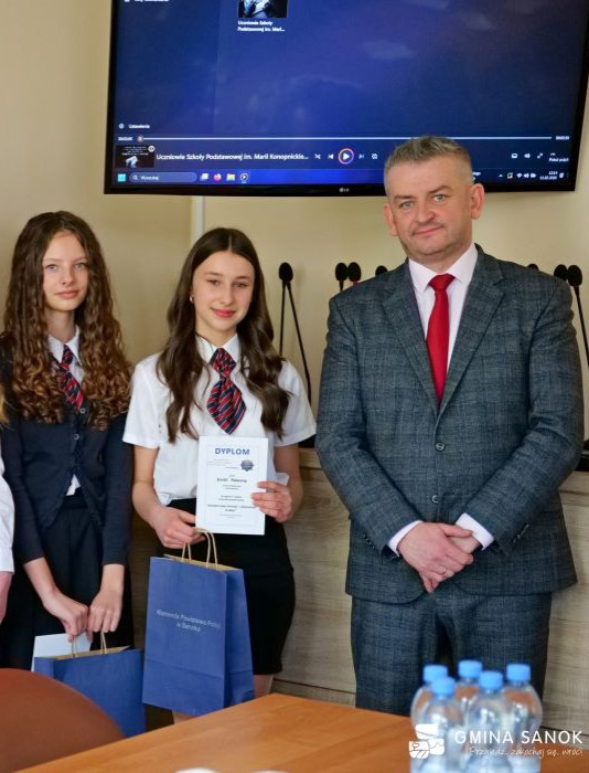 GMINA SANOK: Finał konkursu „Kocham, więc chronię. CyberWnuki w akcji!” [ZDJĘCIA]