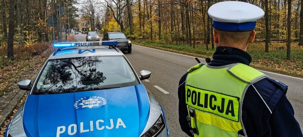 Wyrzucił śmieci, aby „ktoś mógł sobie je odsprzedać”