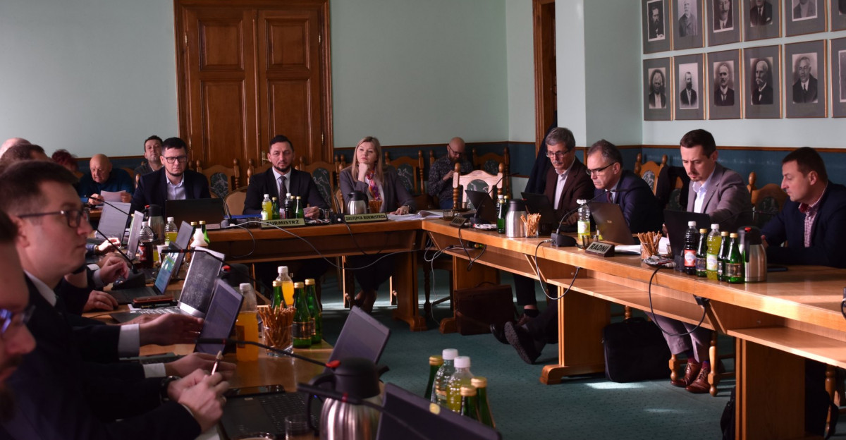 Bez decyzji w sprawie podatków. Radni Sanoka znów odrzucili propozycję burmistrza [VIDEO]