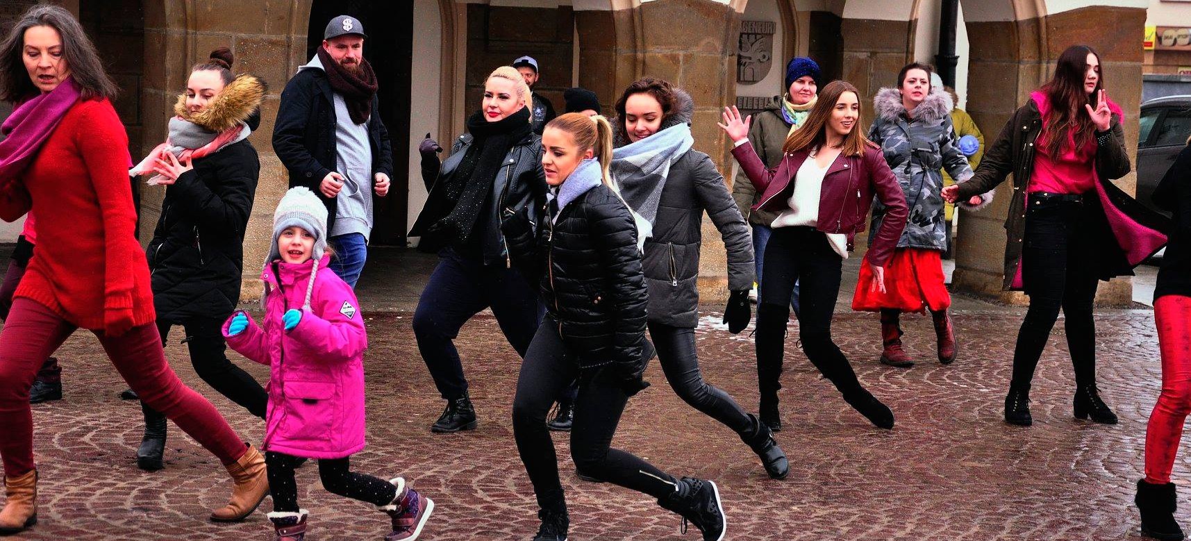 One Bilion Rising. W Walentynki Rzeszów zatańczy przeciwko przemocy wobec kobiet!