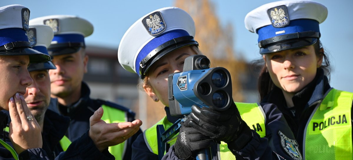 Podkarpaccy policjanci doskonalili umiejętności w zakresie obsługi ręcznych mierników prędkości