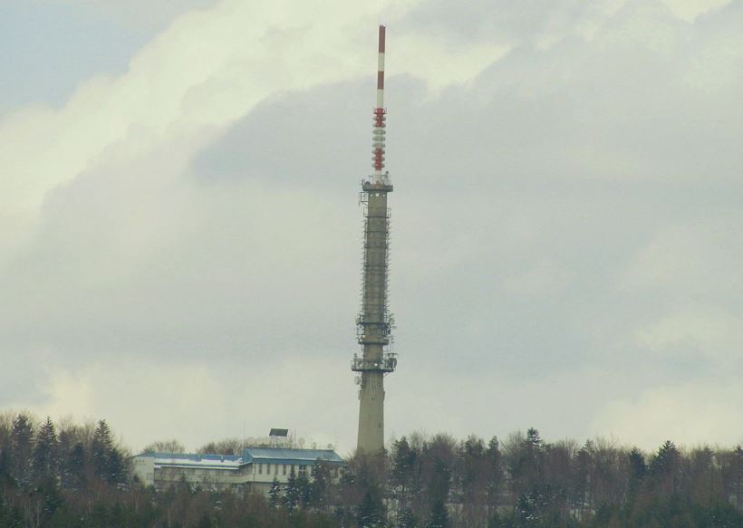 1024px-TV_tower_Sucha_Góra